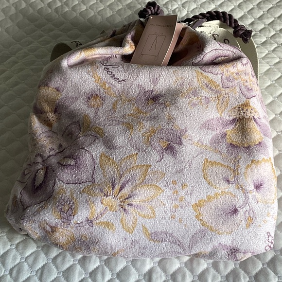 Victoria's Secret Accessories - Victoria Secret 2-In-1 Towel Backpack